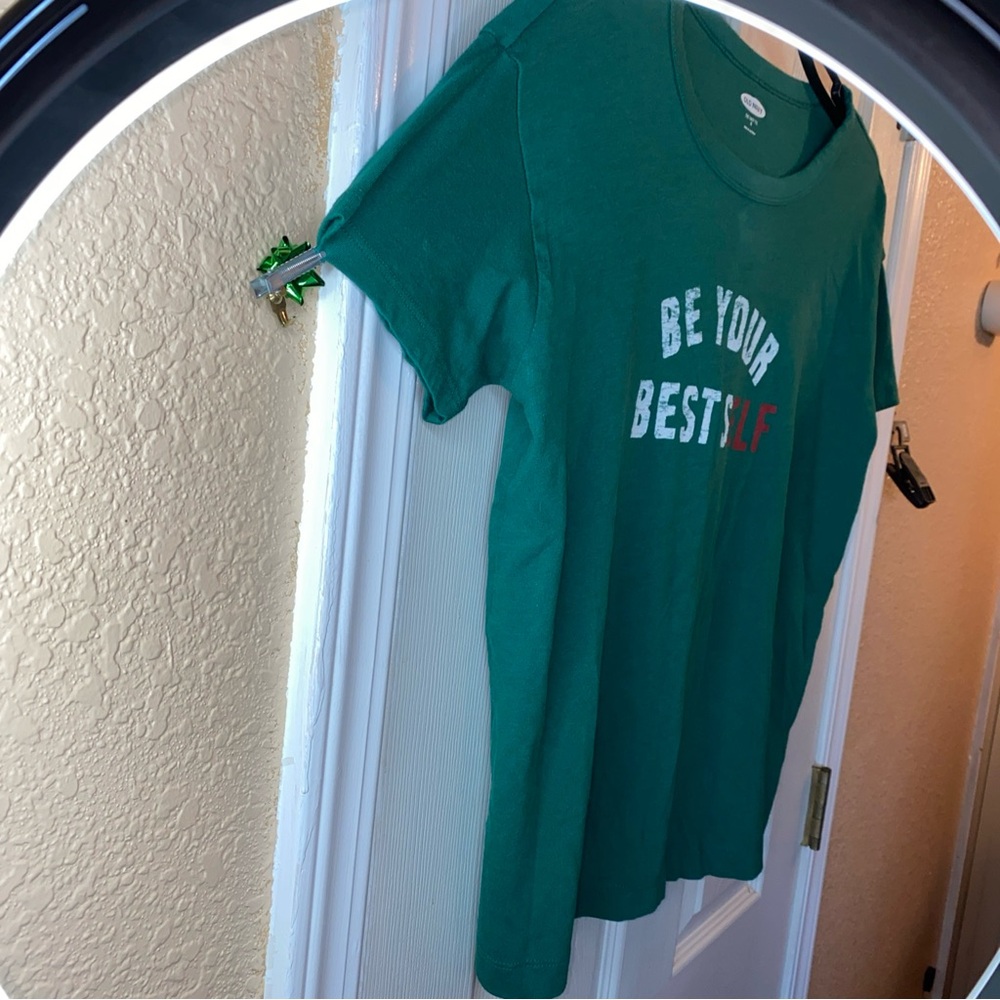 Old Navy Women S SMALL The Easy Tee Top Christmas Elf Holiday Fun Funny Festive - Picture 4 of 10